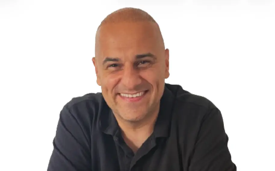 Professor Thiago Carneiro